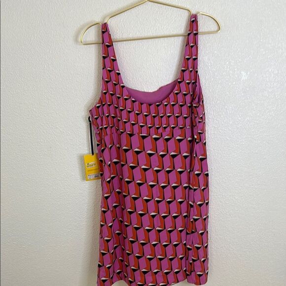 NWT-Diane Von Furstenberg Pink and Red Geometric Dress- Size 14 - Picture 6 of 7